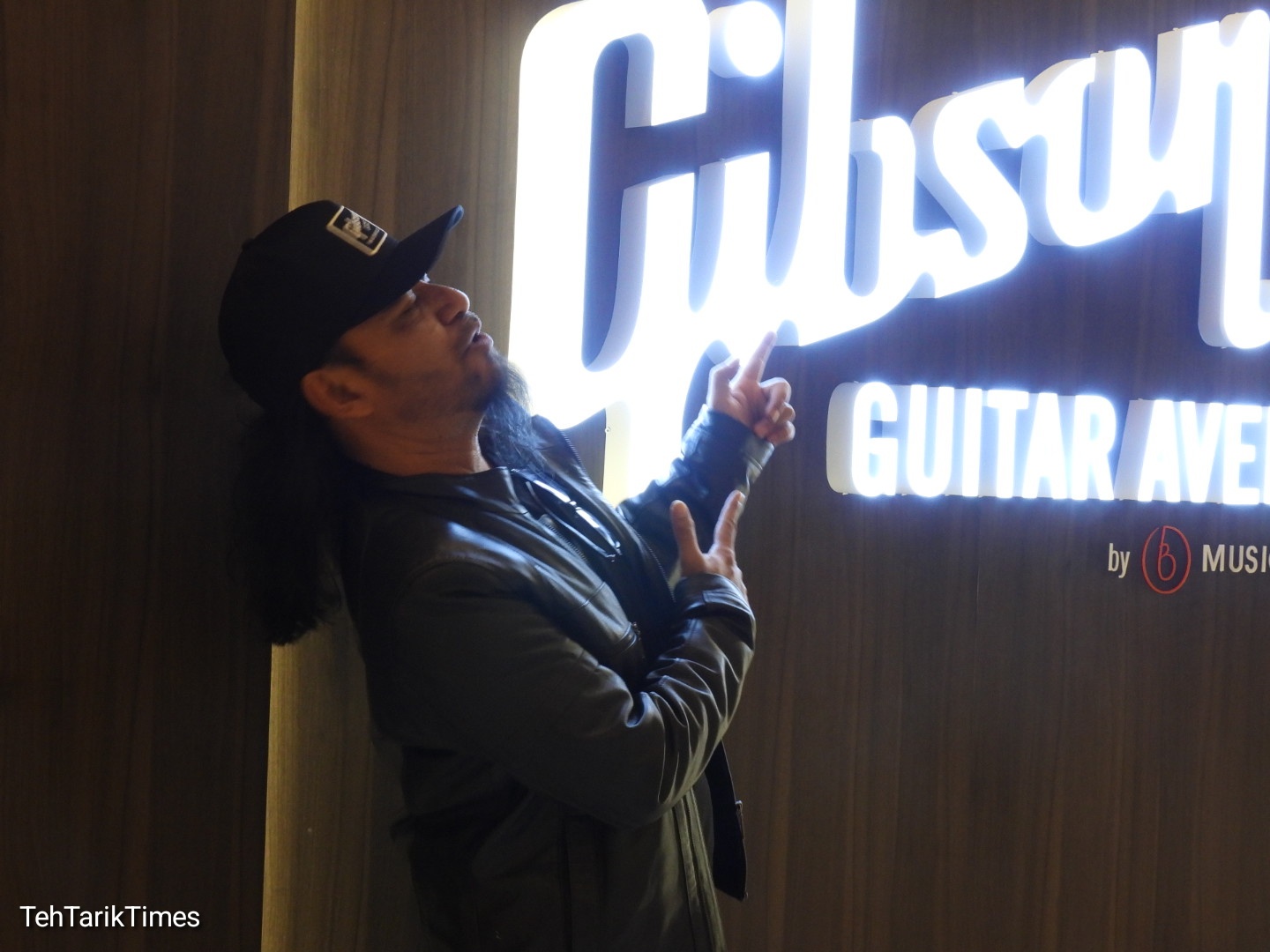 Gitaris Terkenal Jobranko Kini Duta Rasmi Gibson di Bawah Music Bliss