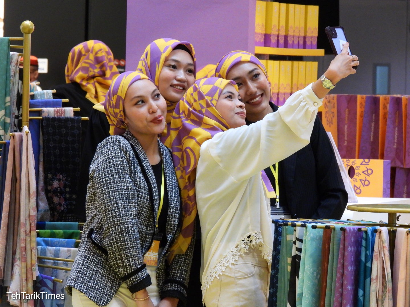 Amira Othman Kini Duta Rasmi Varisha Collection, Pelancaran Koleksi ‘Raya Series’