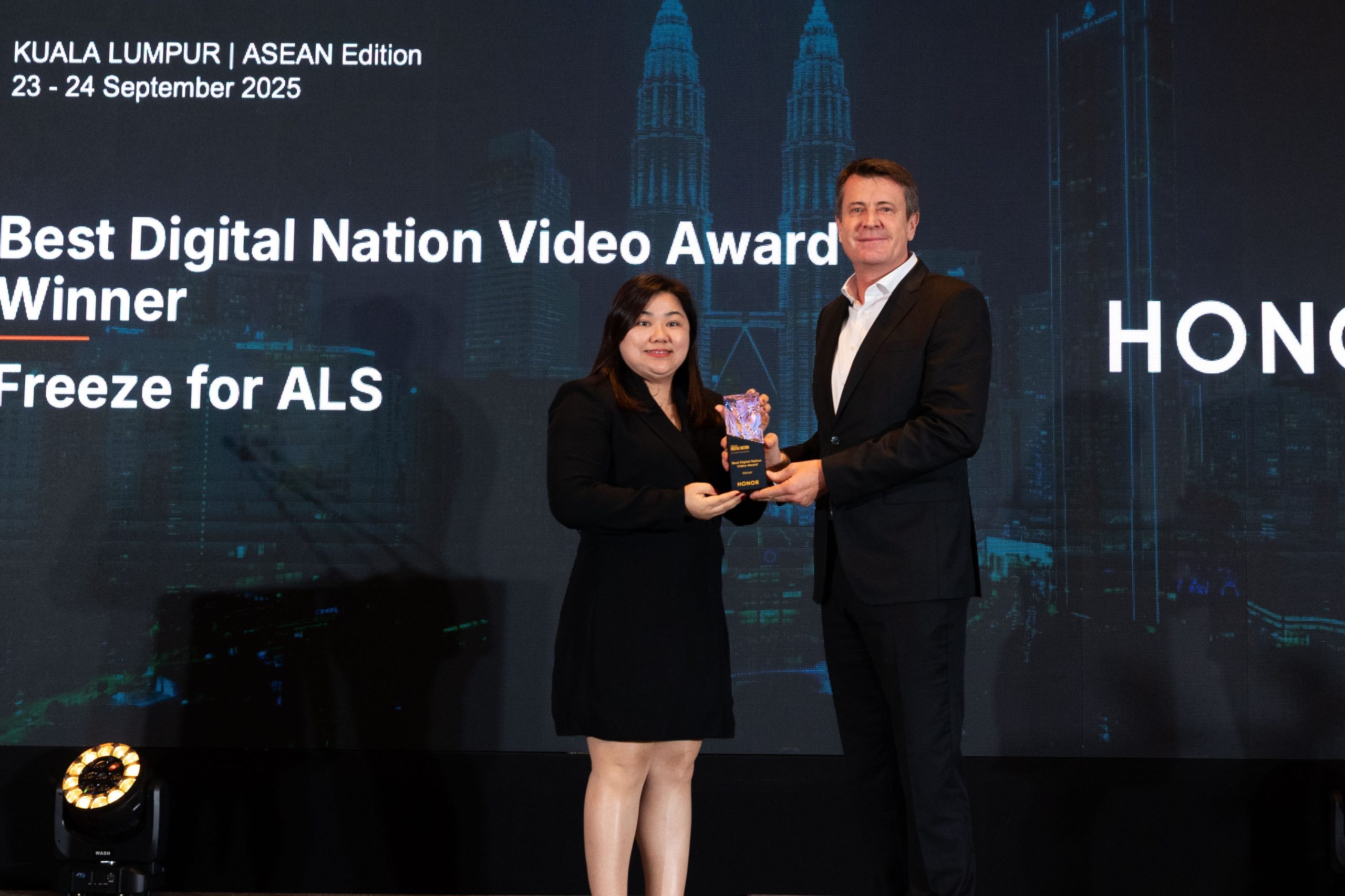 HONOR Clinches Double Win at GSMA Digital Nation Awards 2025 with ALS Awareness Video