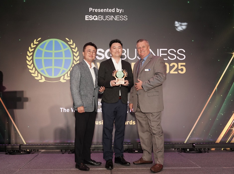 Samsung Malaysia Triumphs at ESGBusiness Awards 2025 for Sustainable Innovation