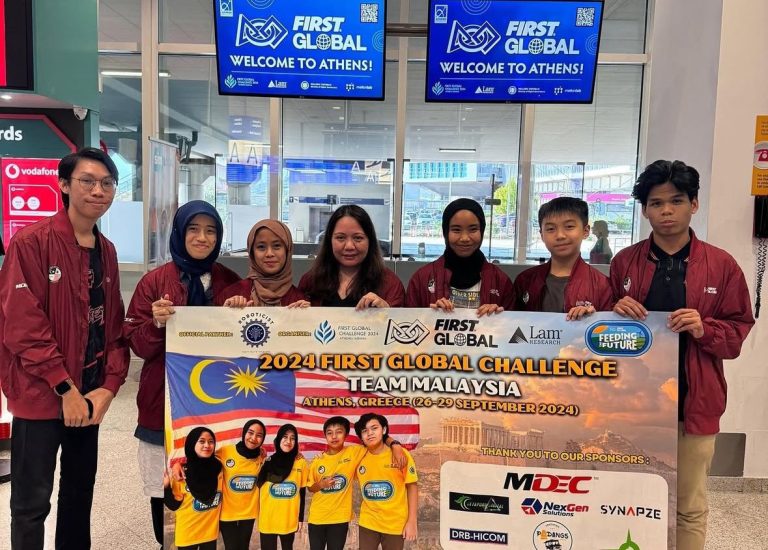 Represented Team Malaysia at the FIRST Global Challenge in Greece this September. They stood among the world’s best by winning three international awards: Global Explorer, Video Storytelling and Social Media Challenge out of 190 participating countries.