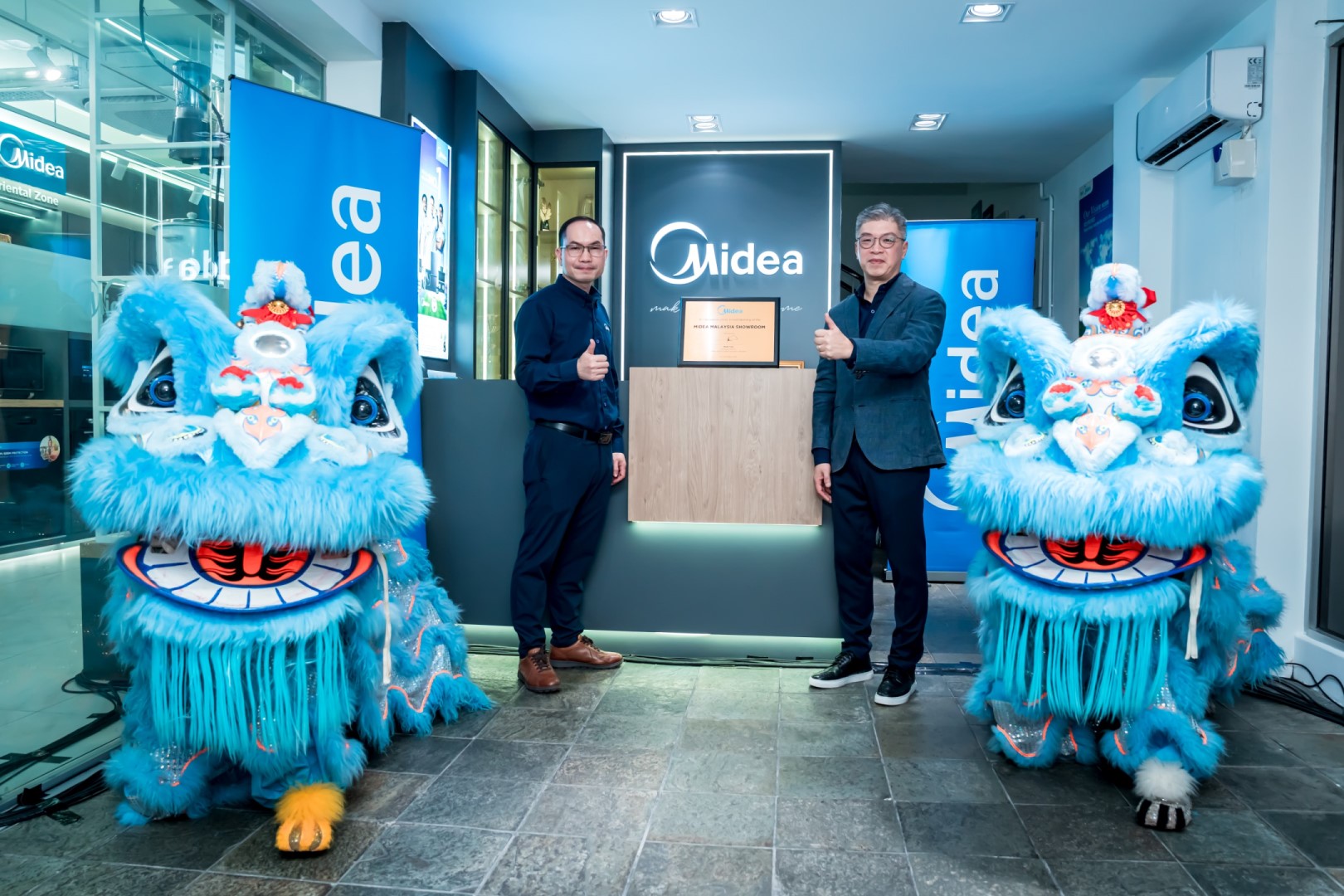 Midea Achieves New Malaysia Book of Records Milestone with the Nationwide Simultaneous Launch of 18 First-Ever Midea Brand Stores