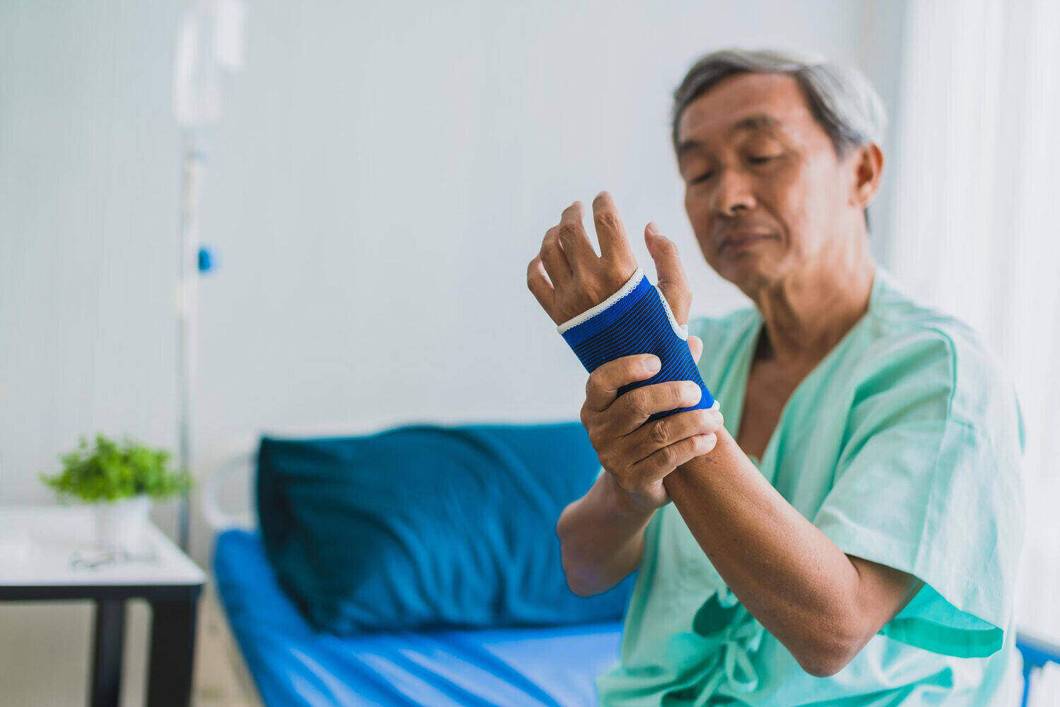 The Quiet Threat to Bone Health: Why Malaysians Need to Take Osteoporosis Seriously