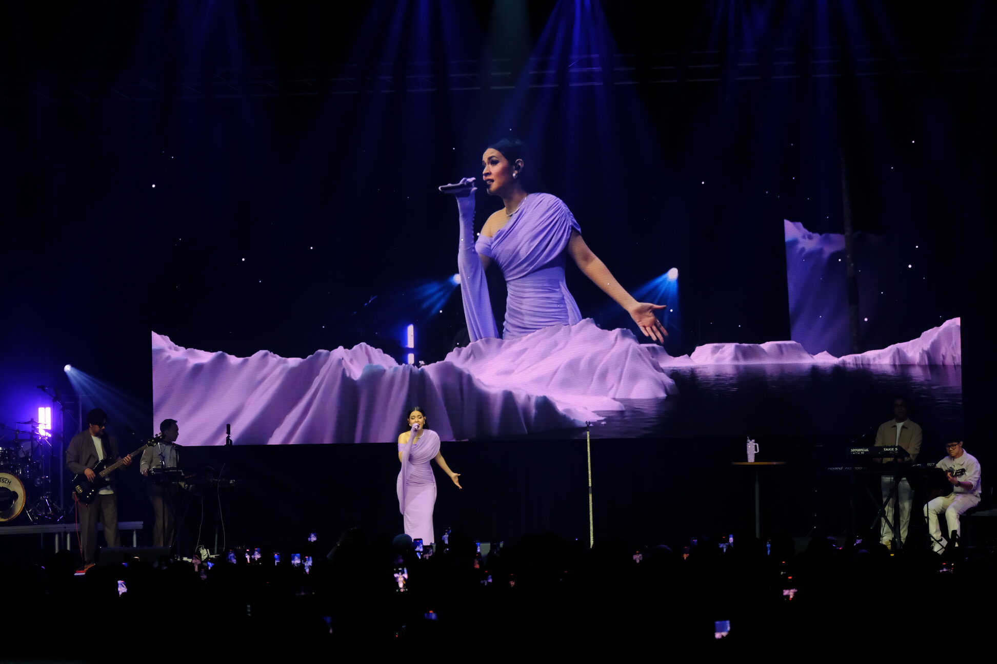 Raisa Ambivert Tour di Zepp KL: Malam yang Mengubat Perasaan