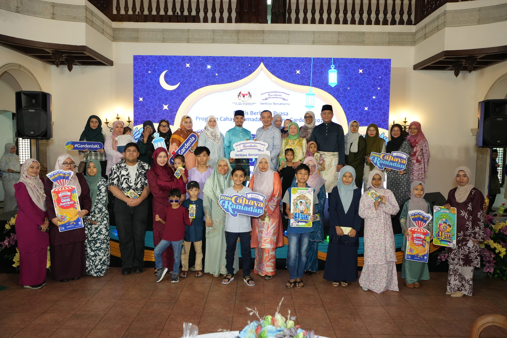 Program Cahaya Ramadan 2026: Gardenia Santuni 50 Keluarga Asnaf dan Agih 138,500 Roti