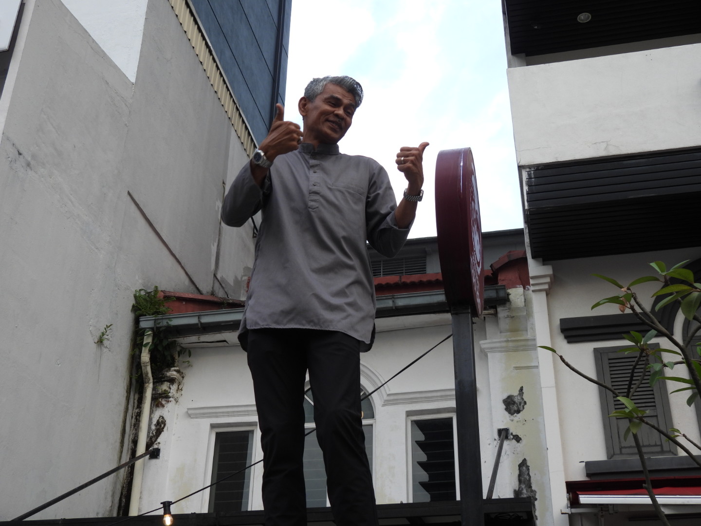 Lan Pet Pet Jelaskan Sebab Tidak Terlibat Dalam Projek Lagu Raya Baharu SenarioUnion