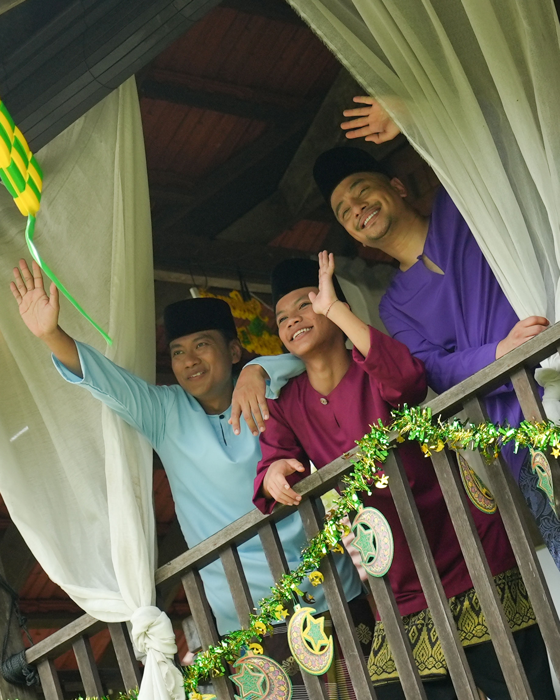 “Raya Yay Yay” Tampilkan Energi Penuh dan Satukan Dafi, Ryan Bakery & Farel Prayoga