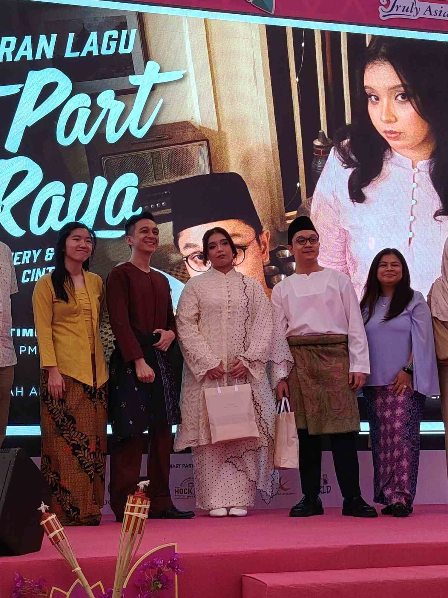 “Best Part of Raya” Bawa Konsep Sepucuk Surat Cinta, Satukan Najmi Niery dan Adrianna Cinta dalam Duet Istimewa