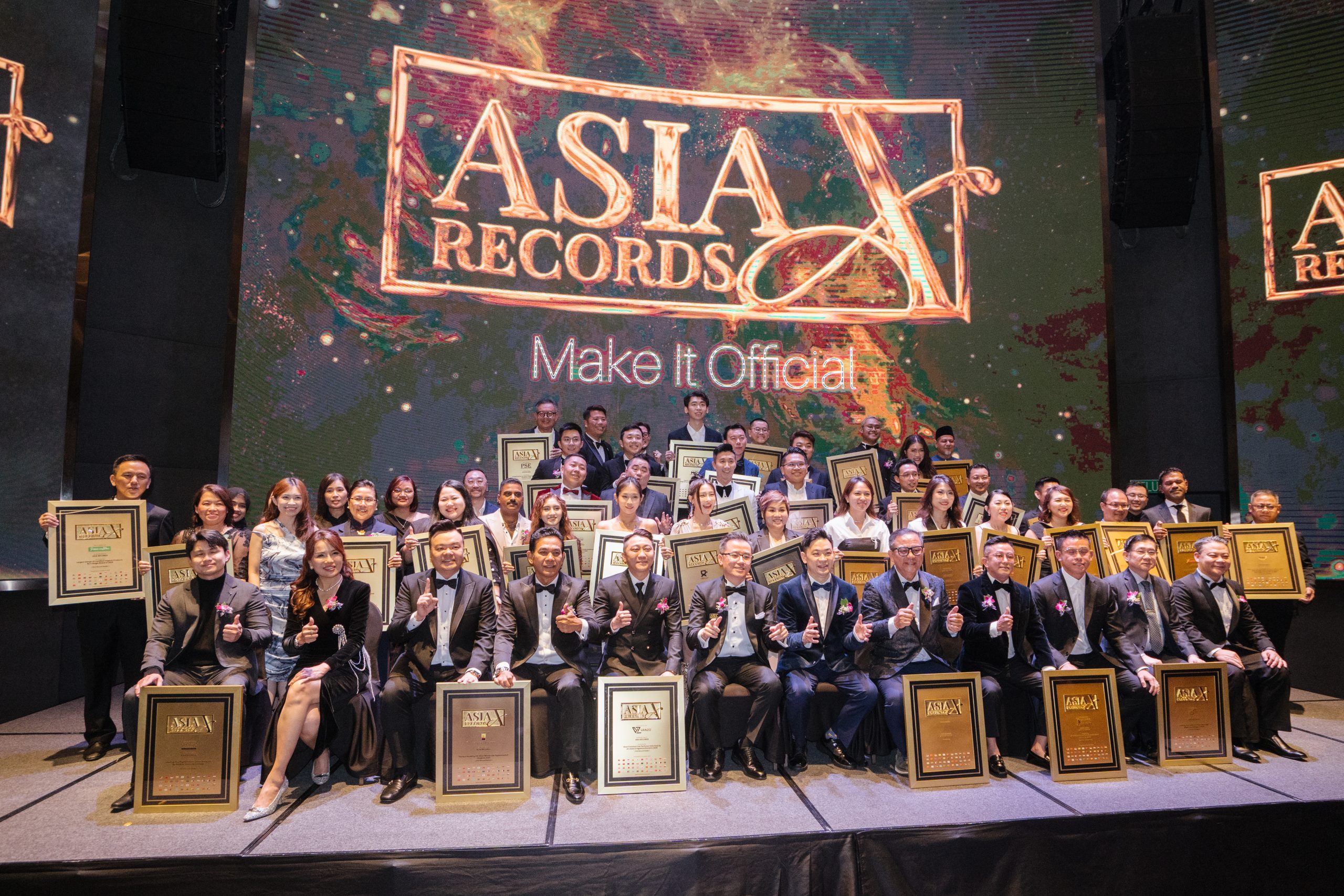 ST Rosyam Mart Recognised as Fastest Growing Hypermarket 2025