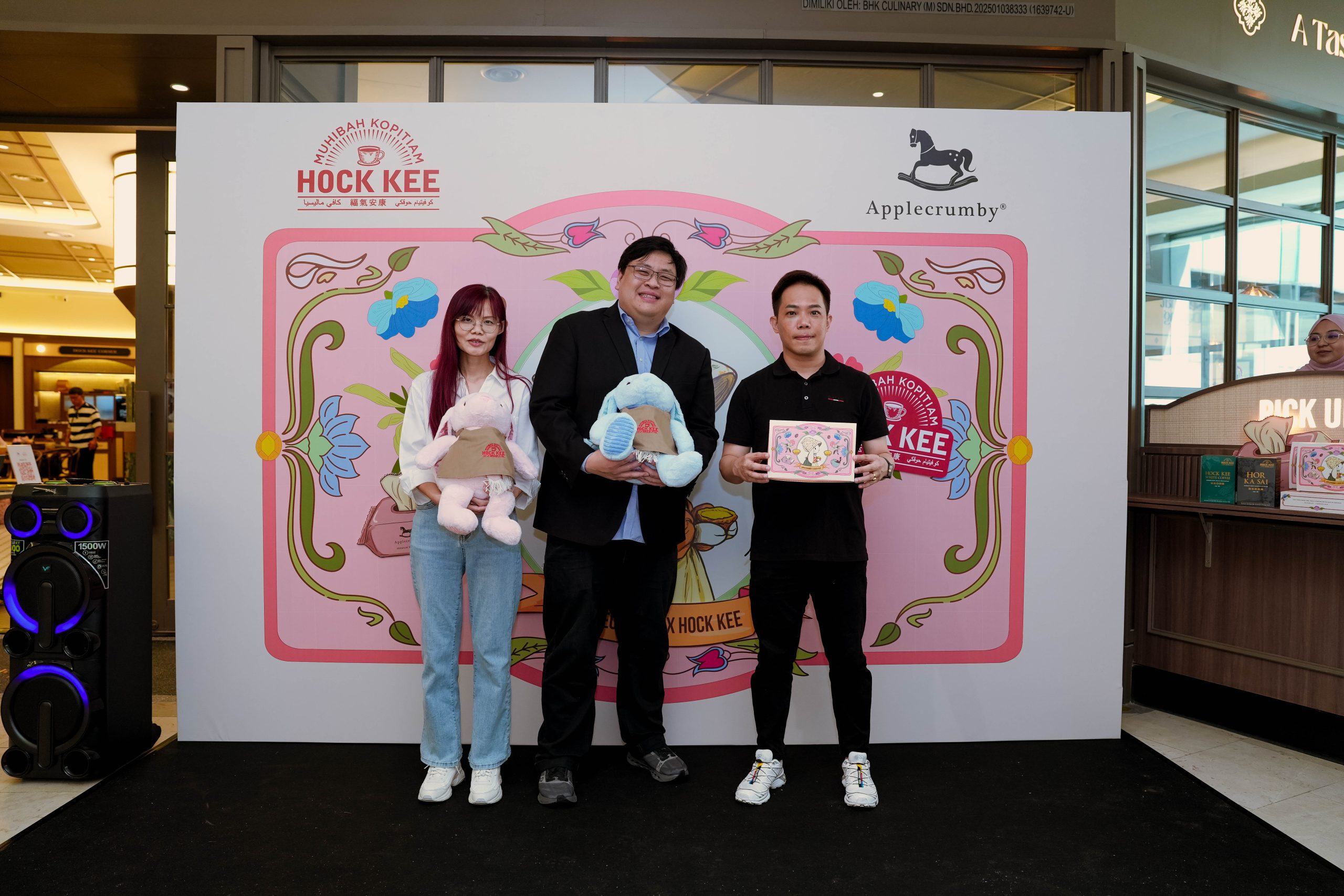 Applecrumby® x Hock Kee: A Unique Blend of Heritage Flavors and Premium Family Essentials