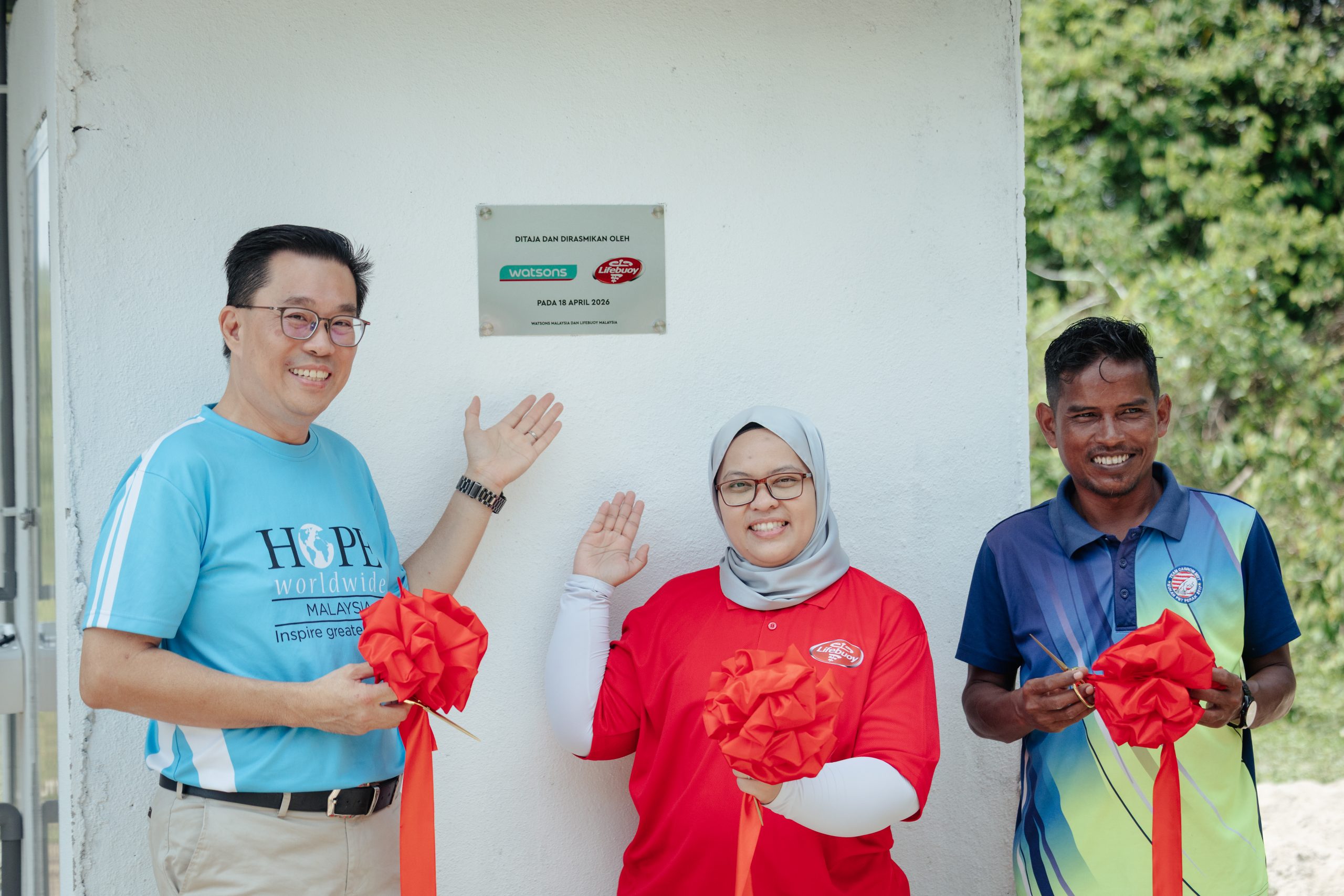 Lifebuoy Malaysia Lancar Kempen “Kekal Segar & Bersih” untuk Perluas Akses Kebersihan kepada 2,300 Keluarga Kurang Berkemampuan