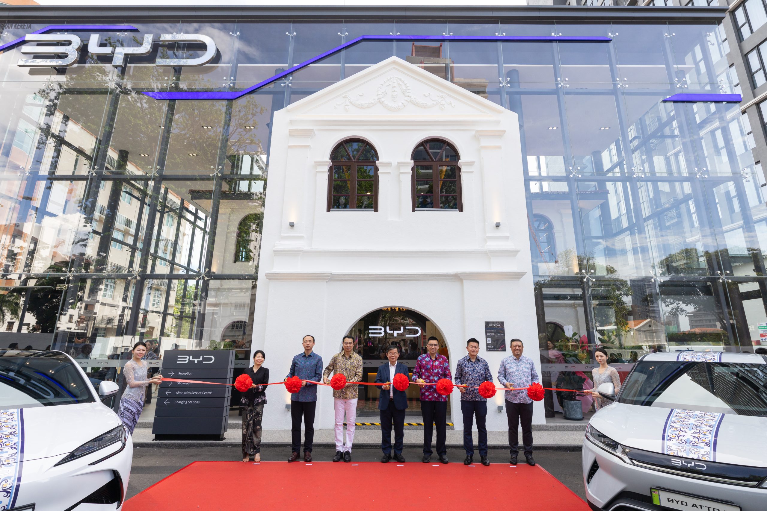 Sime Motors Charges Up Northern Region with All-New BYD Mansion Macalister