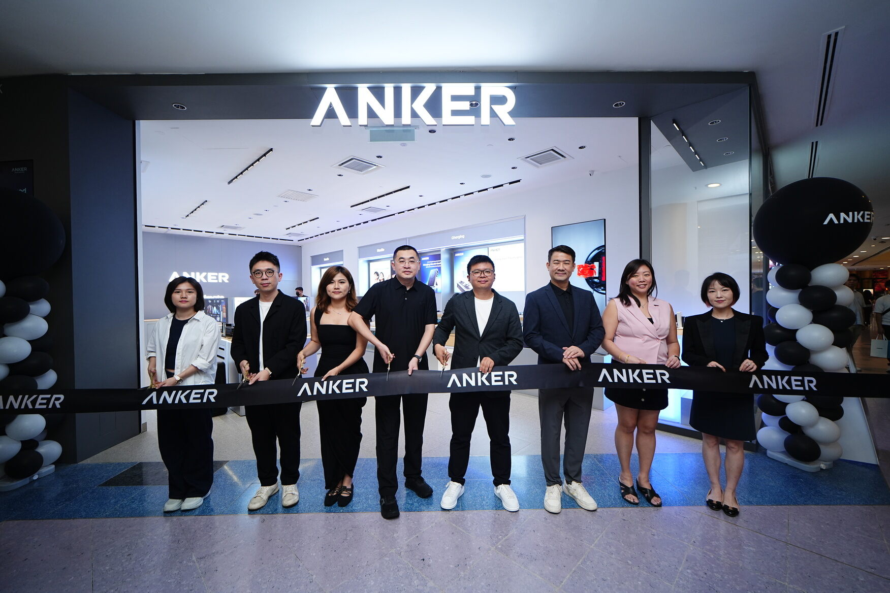 Official ribbon-cutting ceremony for the opening of the third Anker Selected Store at Sunway Pyramid